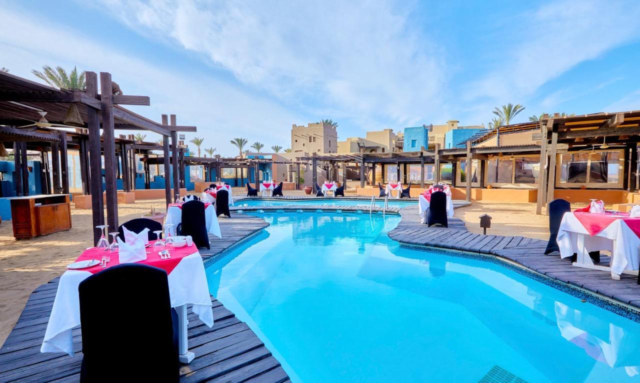 Pickalbatros Sands Порт-Галіб Екстер'єр фото The swimming pool at the hotel