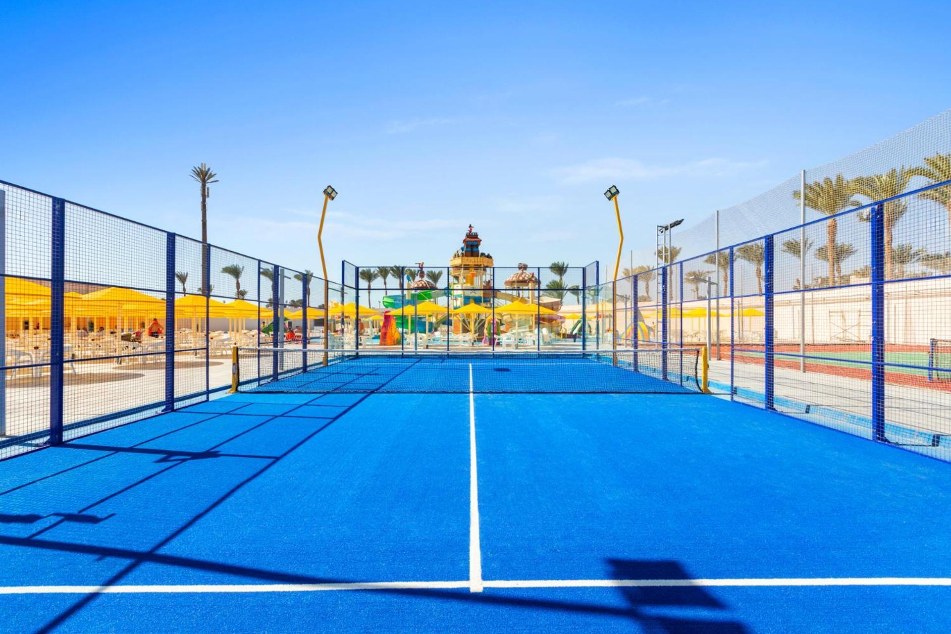 Pickalbatros Sands Порт-Галіб Екстер'єр фото A paddle tennis court