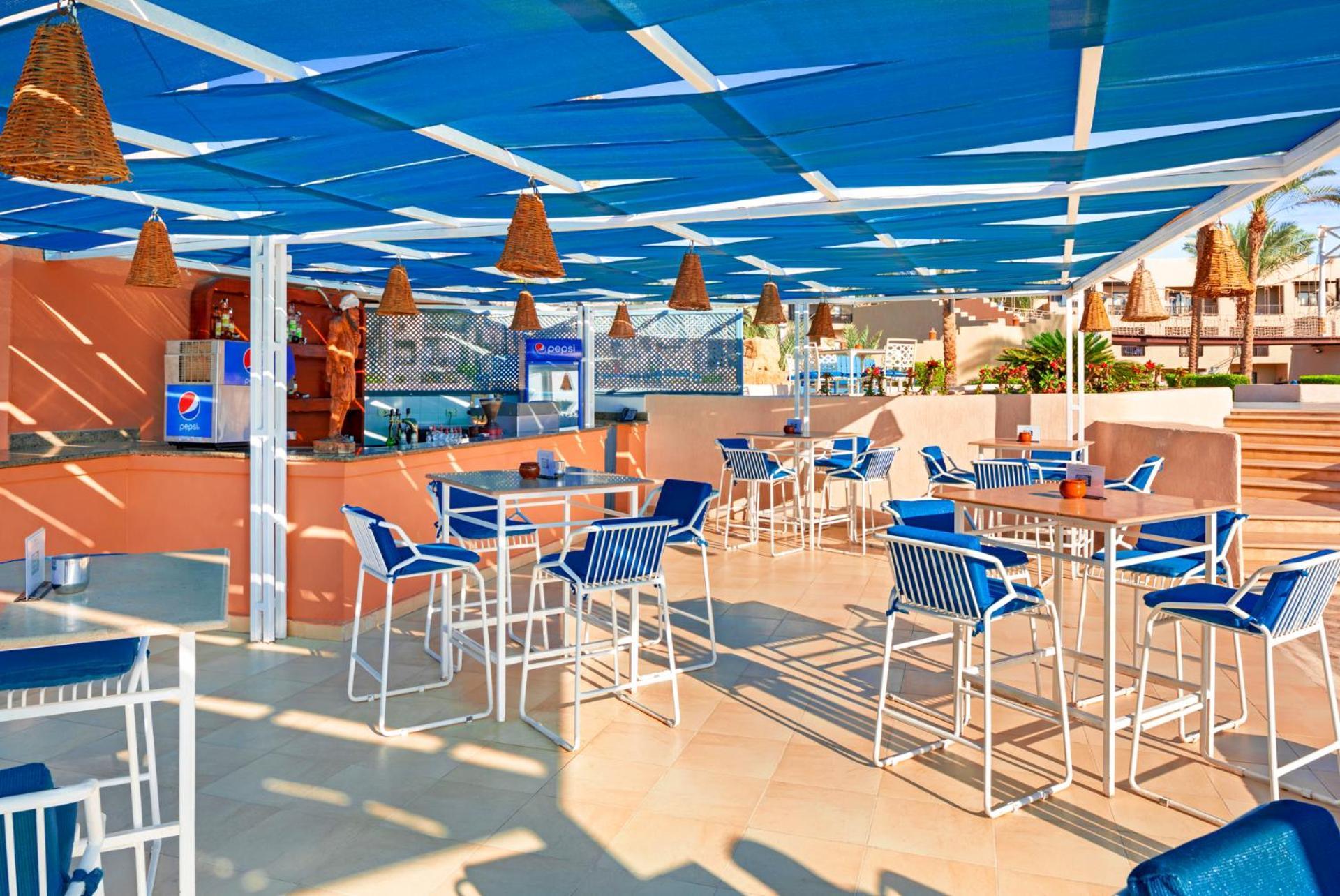 Pickalbatros Sands Порт-Галіб Екстер'єр фото The pool bar at the Sheraton Jumeirah